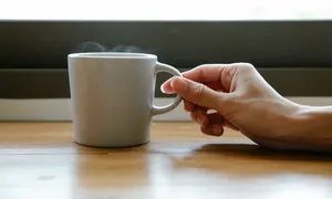 Lợi ích sức khỏe khi uống nước nóng Lợi ích sức khỏe khi uống nước nóng