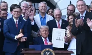 'Đạo luật to đẹp' của ông Trump khiến Mỹ chệch mục tiêu phát thải 7 tỷ tấn CO2